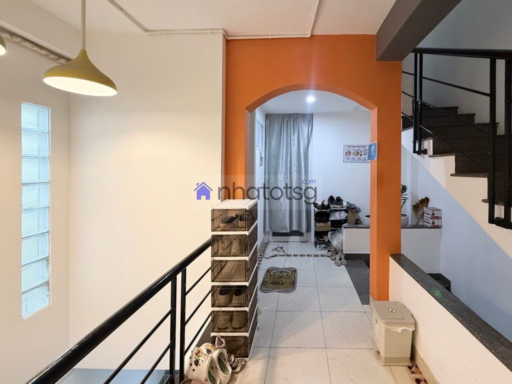 ĐẮT GIÁ ĐÁNG SỐNG, 5 TẦNG - THÔNG TỨ TUNG ~ DÒNG TIỀN 40 TRIỆU/THÁNG.