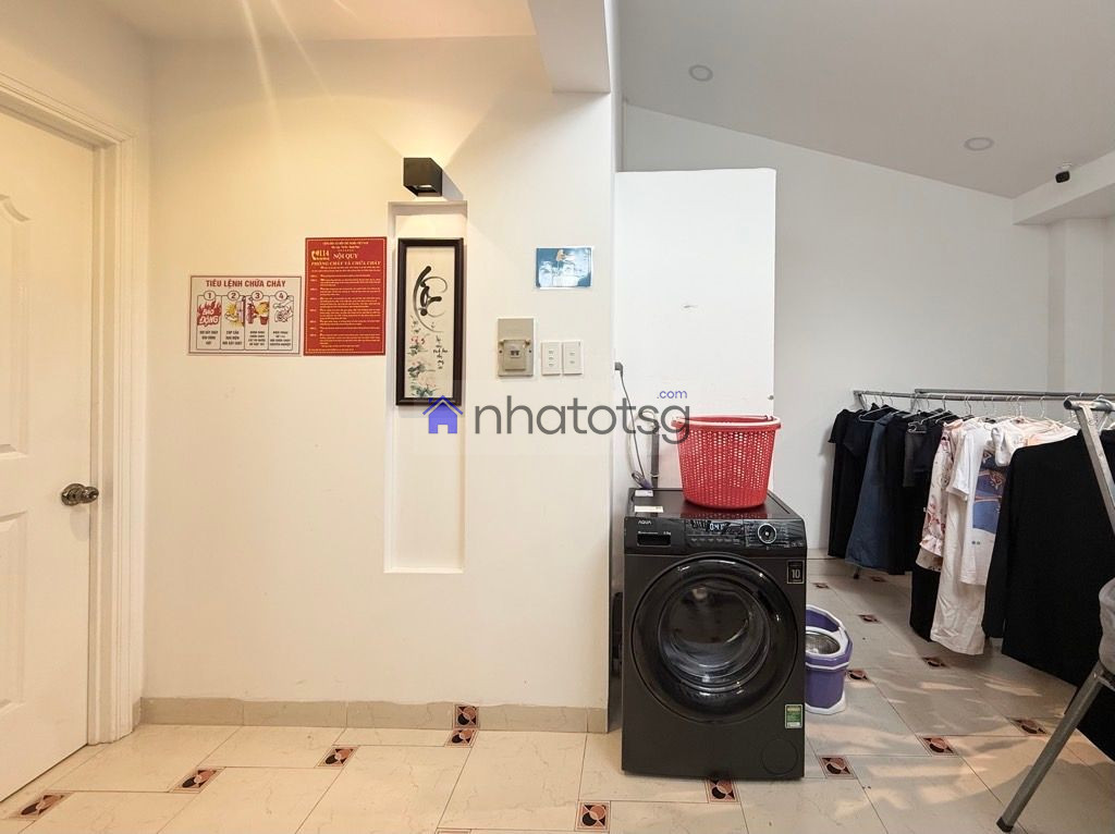 ĐẮT GIÁ ĐÁNG SỐNG, 5 TẦNG - THÔNG TỨ TUNG ~ DÒNG TIỀN 40 TRIỆU/THÁNG.