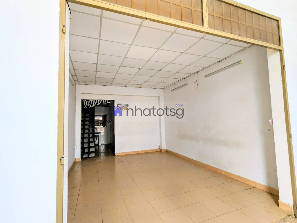 CĂN GÓC THOÁNG MÁT. NHÀ CŨ TIỆN XÂY MỚI. HẺM 3M