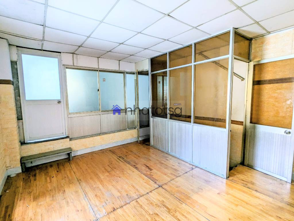 CĂN GÓC THOÁNG MÁT. NHÀ CŨ TIỆN XÂY MỚI. HẺM 3M