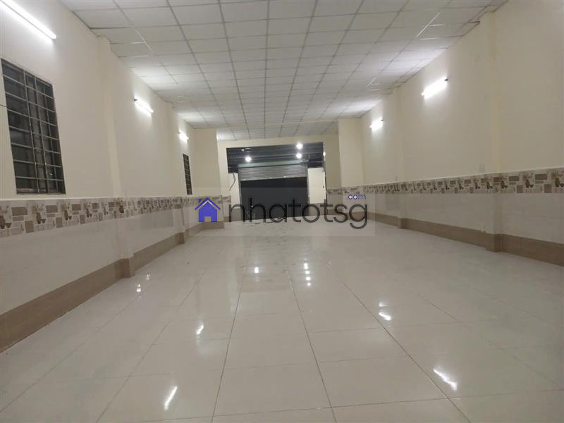 MẶT TIỀN  – DIỆN TÍCH LỚN  - KHÔNG CẤM TẢI LỚN – TIỆN LÀM KHO, XÂY MỚI, KINH DOANH.