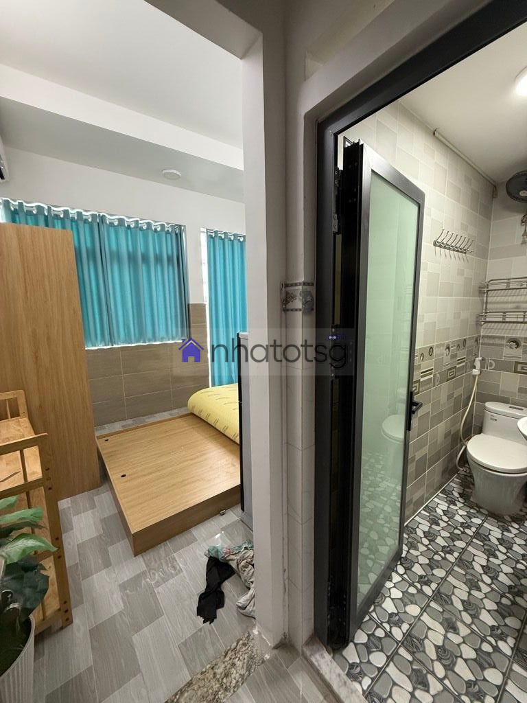 NHÀ 5 TẦNG, GIÁP QUẬN 10 KHU LỮ GIA - HIỆN CÓ 6 PHÒNG FULL NỘI THẤT.