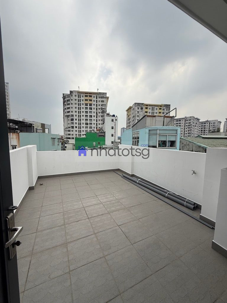 NHÀ 5 TẦNG, GIÁP QUẬN 10 KHU LỮ GIA - HIỆN CÓ 6 PHÒNG FULL NỘI THẤT.