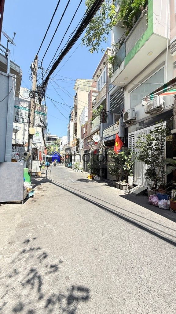 GIÁP QUẬN 10 - HẺM XE TẢI THÔNG - 2 TẦNG, TIỆN KINH DOANH