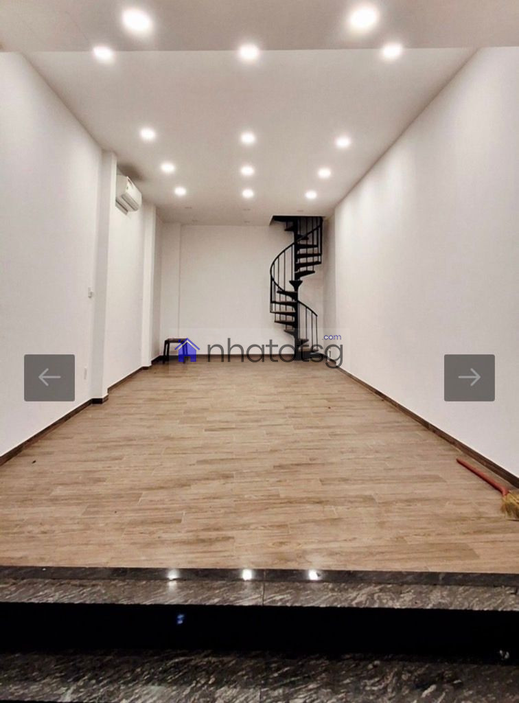 GIÁP QUẬN 10 - HẺM XE TẢI THÔNG - 2 TẦNG, TIỆN KINH DOANH