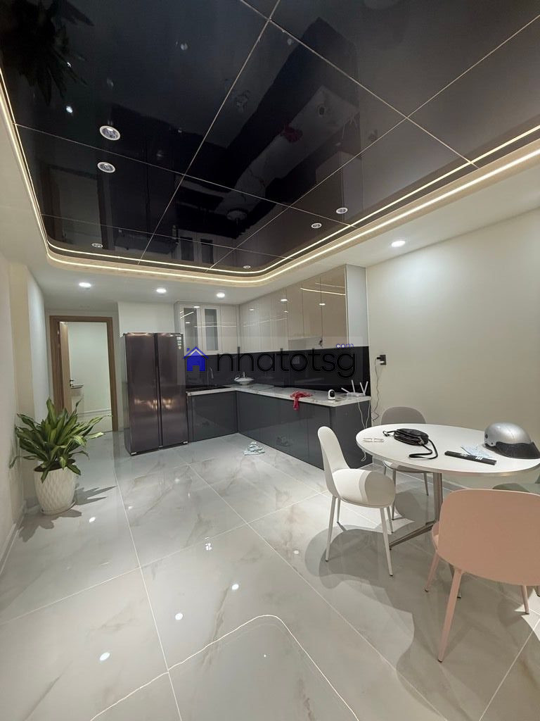 GẦN CHỢ AN NHƠN.  NHÀ MỚI XINH LUNG LINH. XE HƠI ĐẬU CỬA.