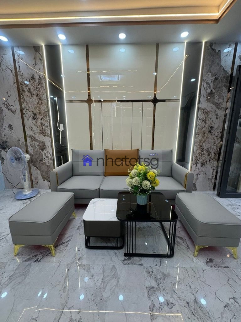 VỊ TRÍ ĐẸP, HẺM TRƯỚC NHÀ 4M XE HƠI TỚI NHÀ. GẦN EMART PHAN HUY ÍCH, XUNG QUANH TIỆN ÍCH ĐẦY ĐỦ