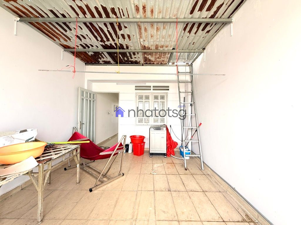 NGAY NGÃ TƯ TRUNG CHÁNH, GẦN BẾN XE AN SƯƠNG, TRUNG TÂM VĂN HOÁ QUẬN 12.