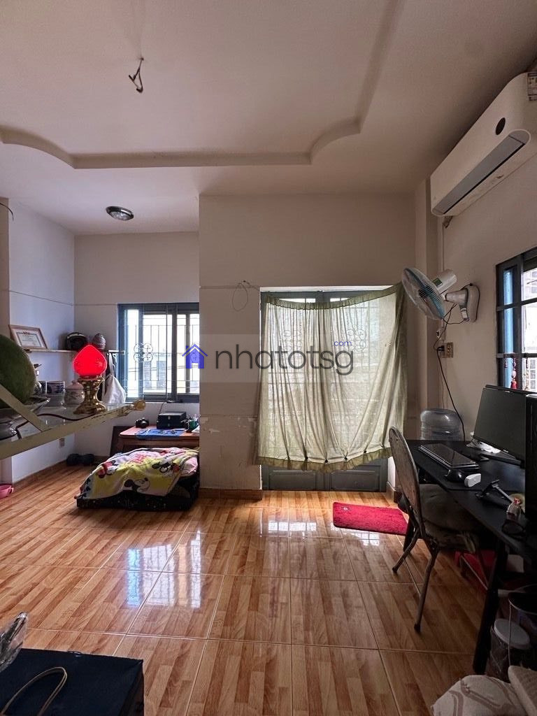 NHÀ 2 MẶT TIỀN ĐƯỜNG - ĐƯỜNG NHỰA 4M - NỞ HẬU.