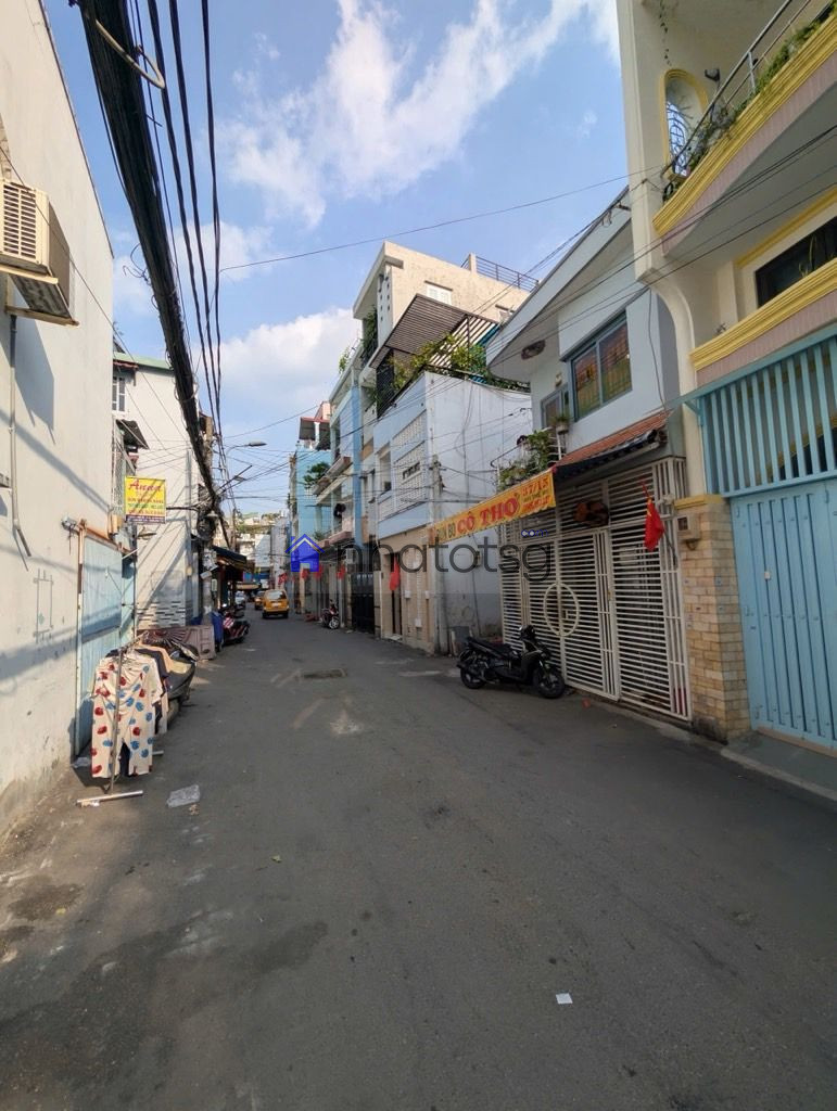 NHÀ 2 MẶT TIỀN ĐƯỜNG - ĐƯỜNG NHỰA 4M - NỞ HẬU.