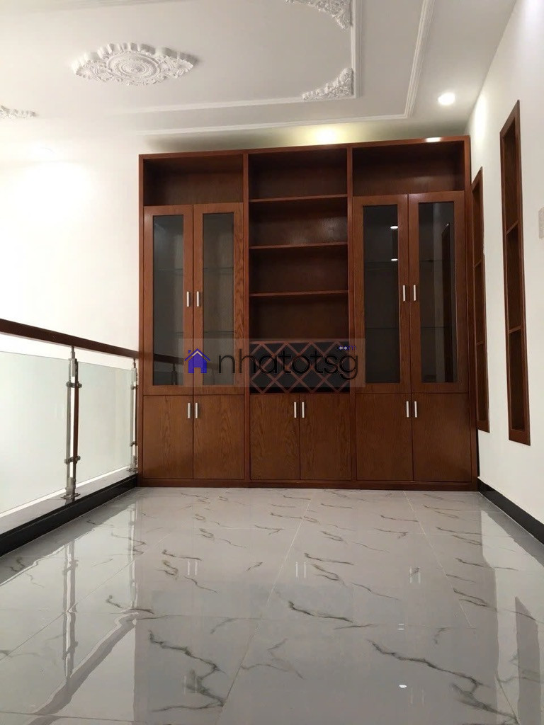 CHDV 5 TẦNG - 7 PHÒNG - DÒNG TIỀN 30 TRIỆU. 