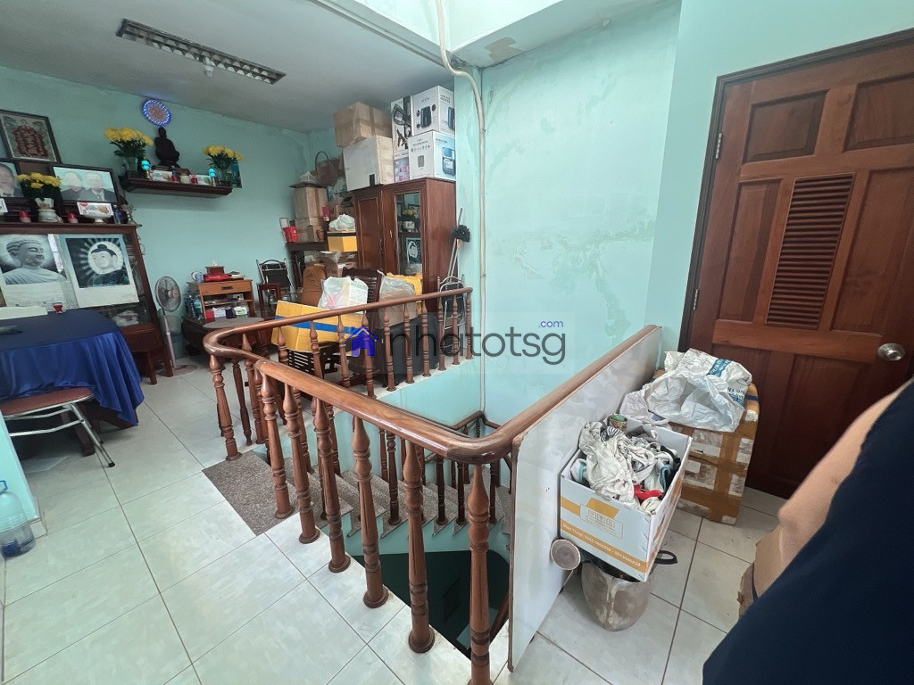 HẺM Ô TÔ TỚI NHÀ, KHU VỰC YÊN TĨNH, AN NINH, TIỆN ÍCH ĐẦY ĐỦ.