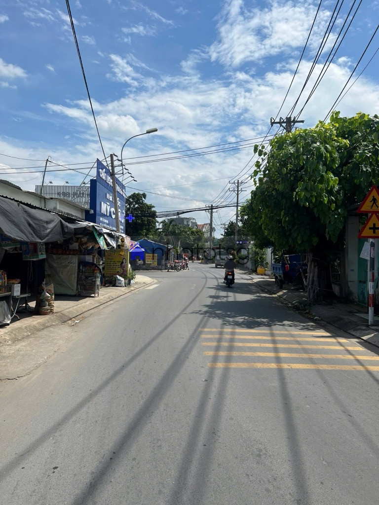 NỞ HẬU TÀI LỘC - NHÀ MỚI ĐẸP - GIÁ TỐT. MẶT HẺM KINH DOANH.