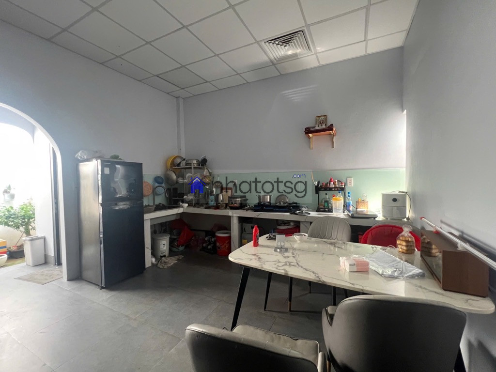 NỞ HẬU TÀI LỘC - NHÀ MỚI ĐẸP - GIÁ TỐT. MẶT HẺM KINH DOANH.