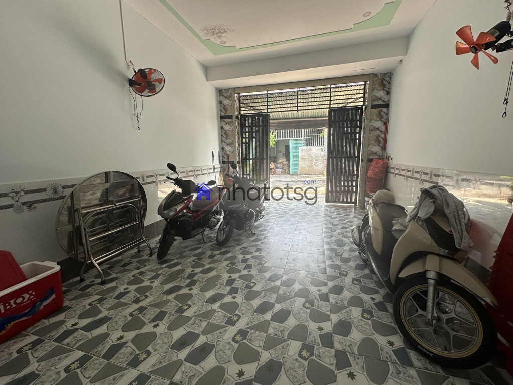 MẶT TIỀN KINH DOANH THỚI TAM THÔN 16 - NỞ HẬU TÀI LỘC.