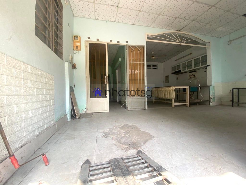 LÔ GÓC MẶT TIỀN ĐƯỜNG 10M, THÔNG TỨ TUNG.