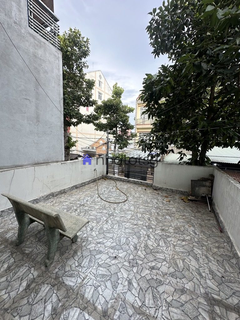 KHU VIP - NGAY PHAN VĂN HỚN - ĐƯỜNG NHỰA XE TẢI THÔNG - Ô TÔ NGỦ TRONG NHÀ - GẦN CHỢ BÀ ĐIỂM