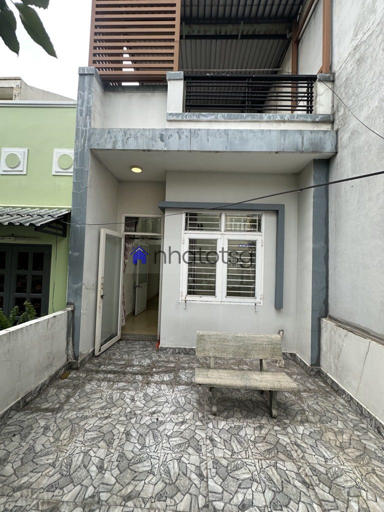 KHU VIP - NGAY PHAN VĂN HỚN - ĐƯỜNG NHỰA XE TẢI THÔNG - Ô TÔ NGỦ TRONG NHÀ - GẦN CHỢ BÀ ĐIỂM