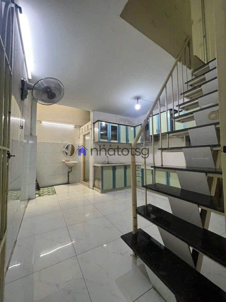 HẺM DÂN TRÍ - THÔNG TỨ TUNG- KHU VIP TÂN BÌNH - GẦN CHỢ - GẦN BÀU CÁT - ĐANG CHO THUÊ 10TR/01 THÁNG