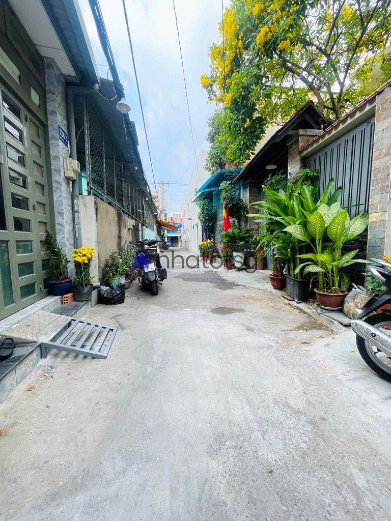 GẦN MT, HẺM RỘNG THOÁNG. GẦN 100M2 - NGANG 5M VUÔNG NỞ HẬU NHẸ TÀI LỘC CỰC ĐẸP.( ĐÃ BÁN )