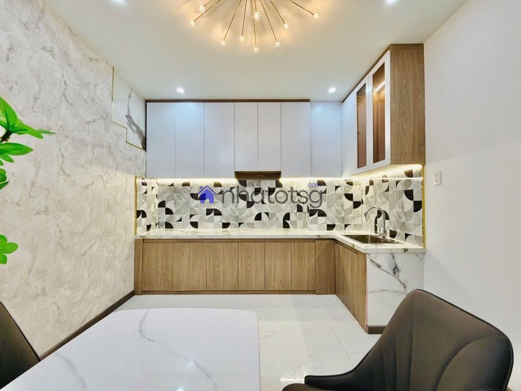 MẶT TIỀN KINH DOANH SẦM UẤT. NGANG 4M CHUẨN - VỪA Ở HAY CHO THUÊ GIỪ TIỀN TỐT - VỊ TRÍ ĐẸP