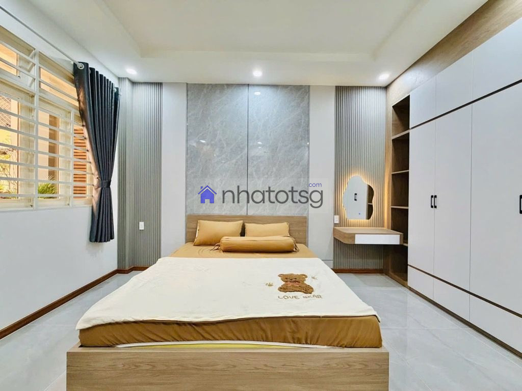 MẶT TIỀN KINH DOANH SẦM UẤT. NGANG 4M CHUẨN - VỪA Ở HAY CHO THUÊ GIỪ TIỀN TỐT - VỊ TRÍ ĐẸP