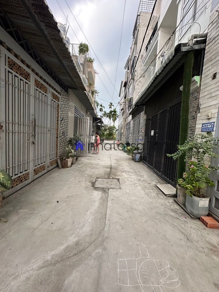 KHU VỰC DÂN TRÍ, AN NINH, HÀNG XÓM THÂN THIỆN. HẺM RỘNG THÔNG THOÁNG, SẠCH SẼ