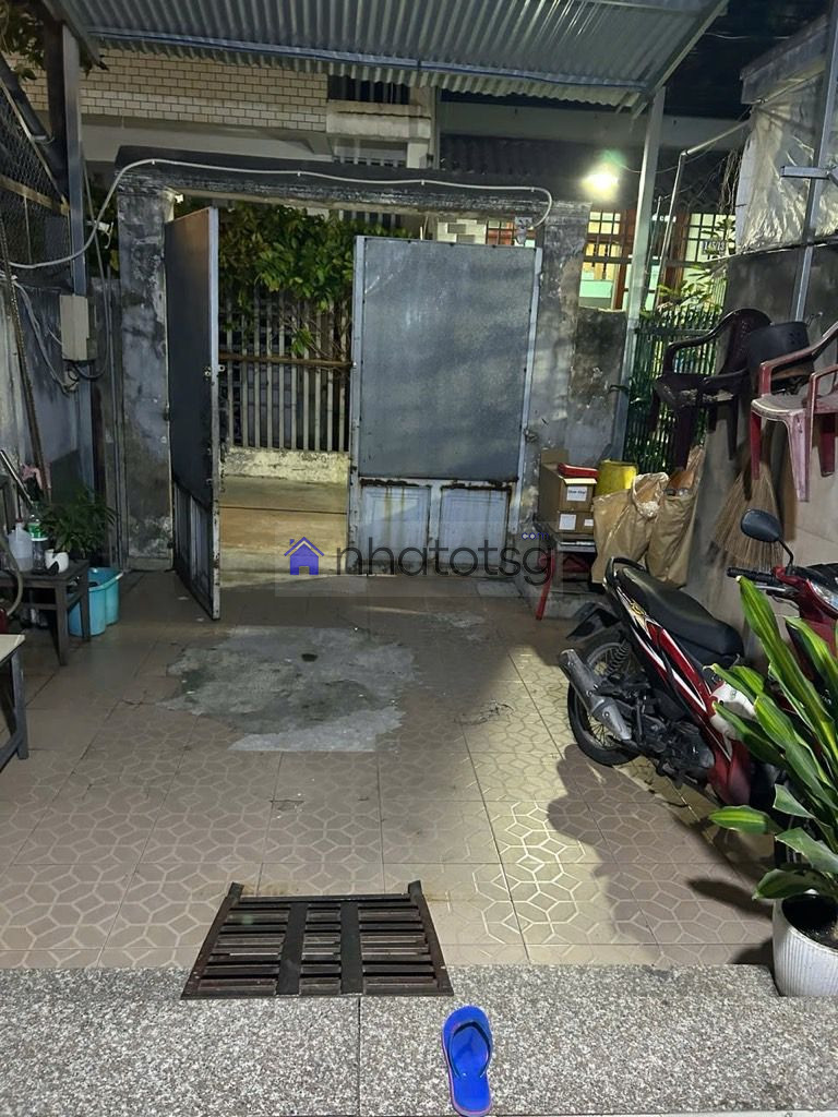 BÁN ĐẤT DIỆN TÍCH KHỦNG TẶNG NHÀ.