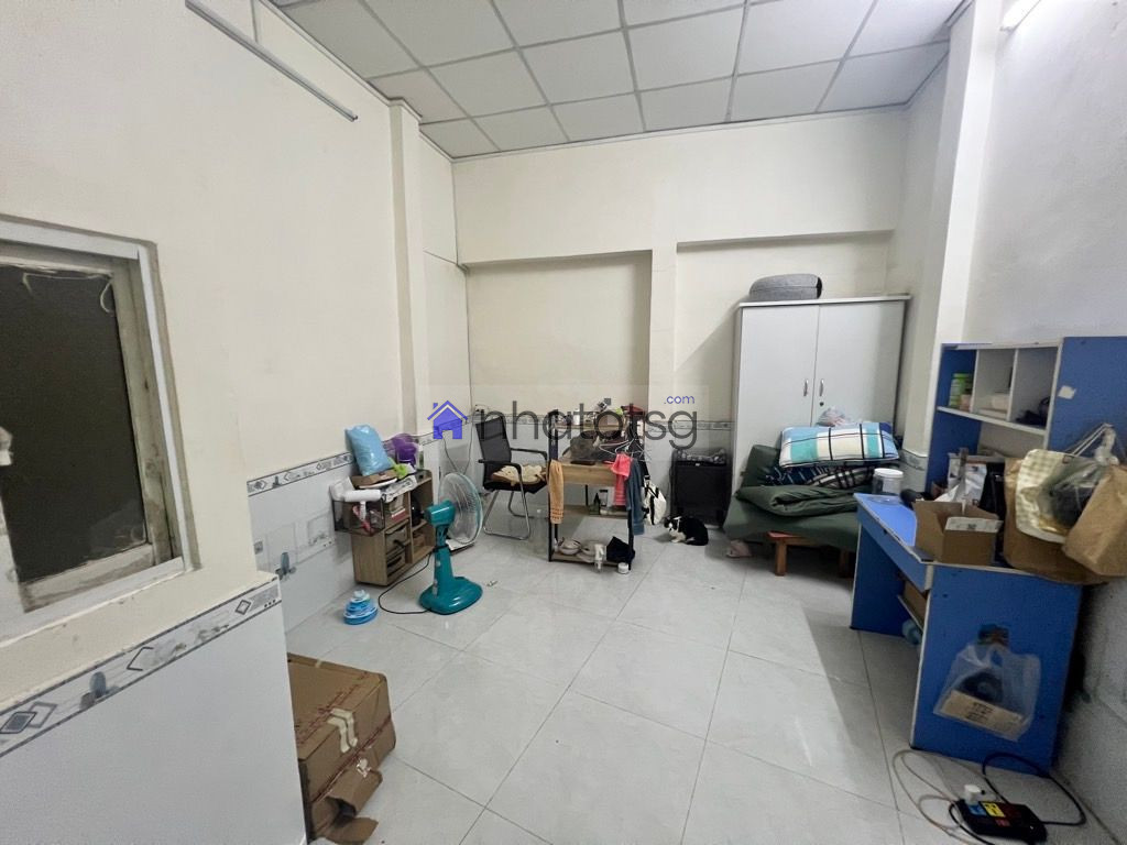 GIÁP Q10, Q3, PHÚ NHUẬN, HẺM RỘNG THOÁNG, 2 TẦNG BTCT, SỔ HOÀN CÔNG ĐỦ NỞ HẬU TÀI LỘC