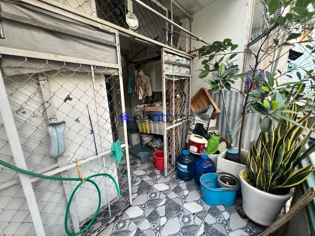 GIÁP Q10, Q3, PHÚ NHUẬN, HẺM RỘNG THOÁNG, 2 TẦNG BTCT, SỔ HOÀN CÔNG ĐỦ NỞ HẬU TÀI LỘC