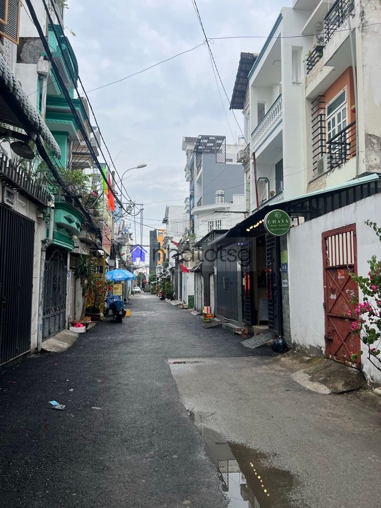 HẺM Ô TÔ 4M, VỊ TRÍ ĐẸP, KHU AN NINH, DÂN TRÍ CAO.