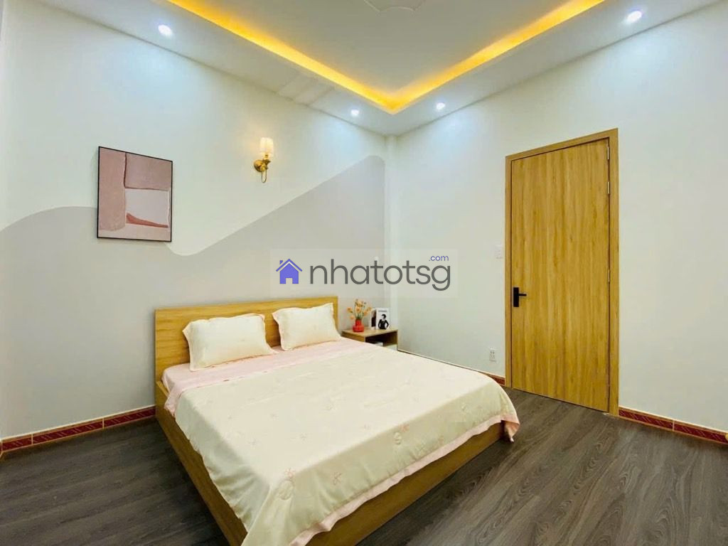 HẺM Ô TÔ 4M, VỊ TRÍ ĐẸP, KHU AN NINH, DÂN TRÍ CAO.