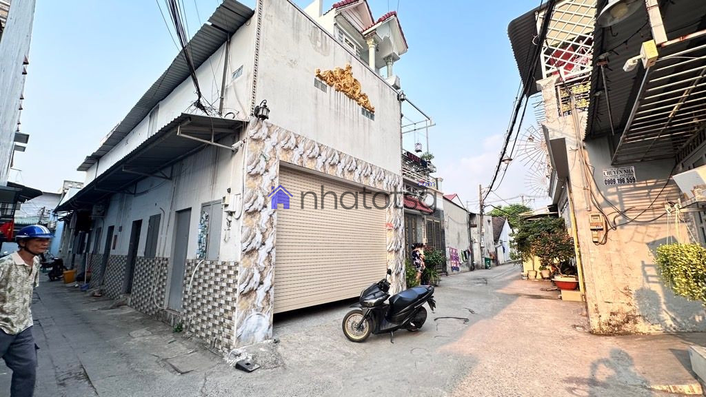 VỊ TRÍ ĐẸP HẺM XE HƠI, CÁCH MT 30M, NGAY CHỢ, TRƯỜNG HỌC CÁC CẤP, GIÁP GÒ VẤP