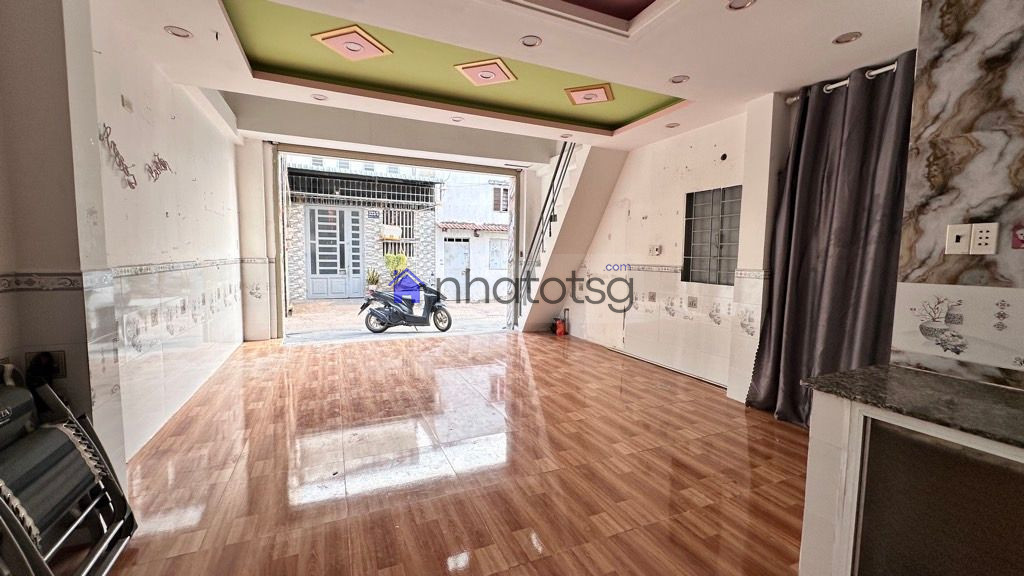 VỊ TRÍ ĐẸP HẺM XE HƠI, CÁCH MT 30M, NGAY CHỢ, TRƯỜNG HỌC CÁC CẤP, GIÁP GÒ VẤP