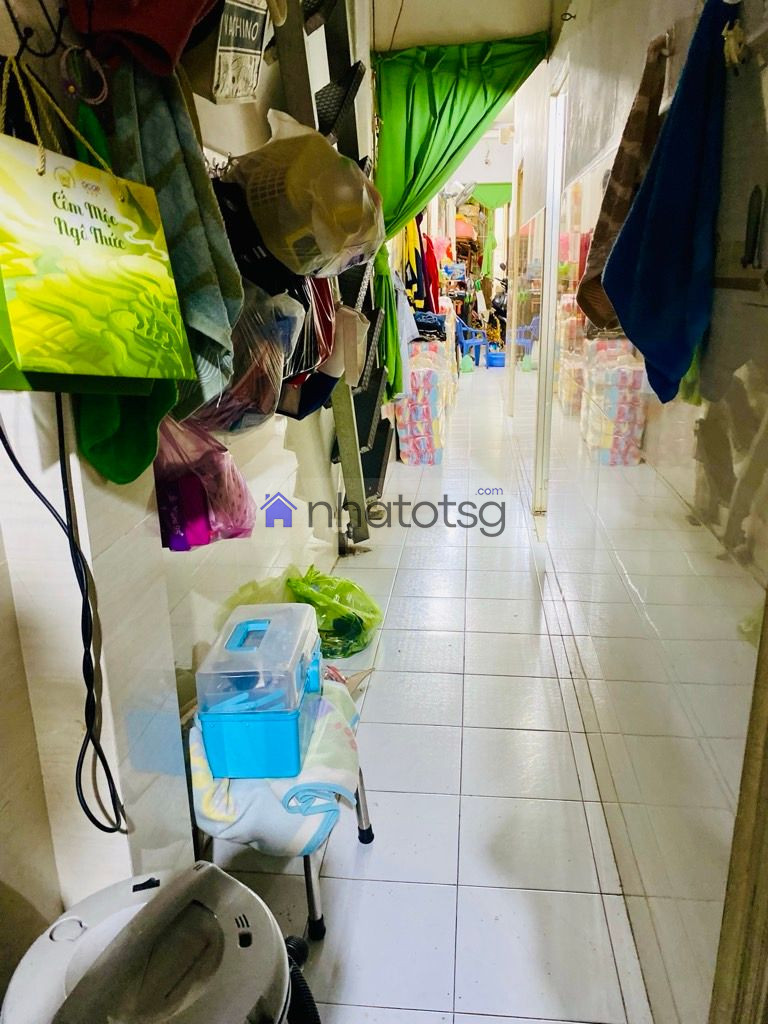 RẺ NHẤT KHU VỰC - 2 TẦNG - SÁT MT - HẺM XE HƠI TỚI CỔNG