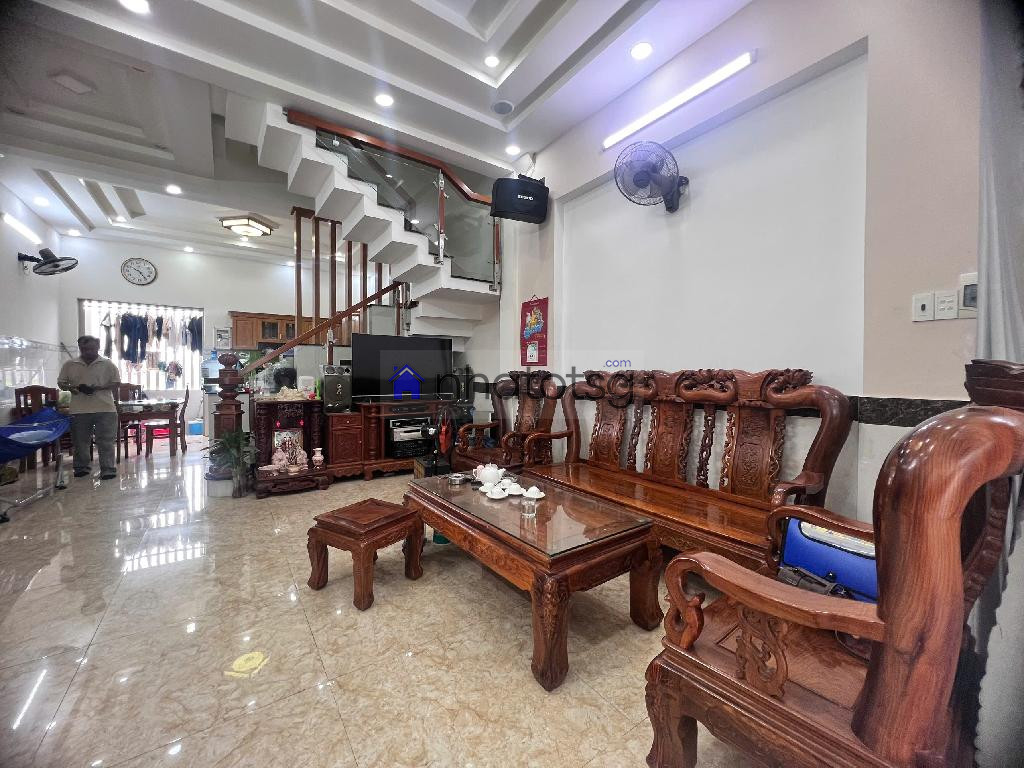 MẶT TIỀN KINH DOANH ĐA NGÀNH NGHỀ - NGANG 5M - 3 TẦNG - XÂY DỰNG KIÊN CỐ