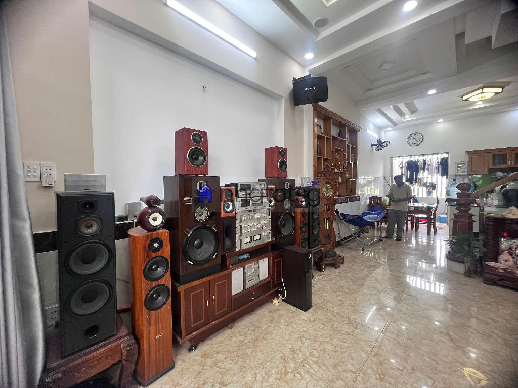 MẶT TIỀN KINH DOANH ĐA NGÀNH NGHỀ - NGANG 5M - 3 TẦNG - XÂY DỰNG KIÊN CỐ