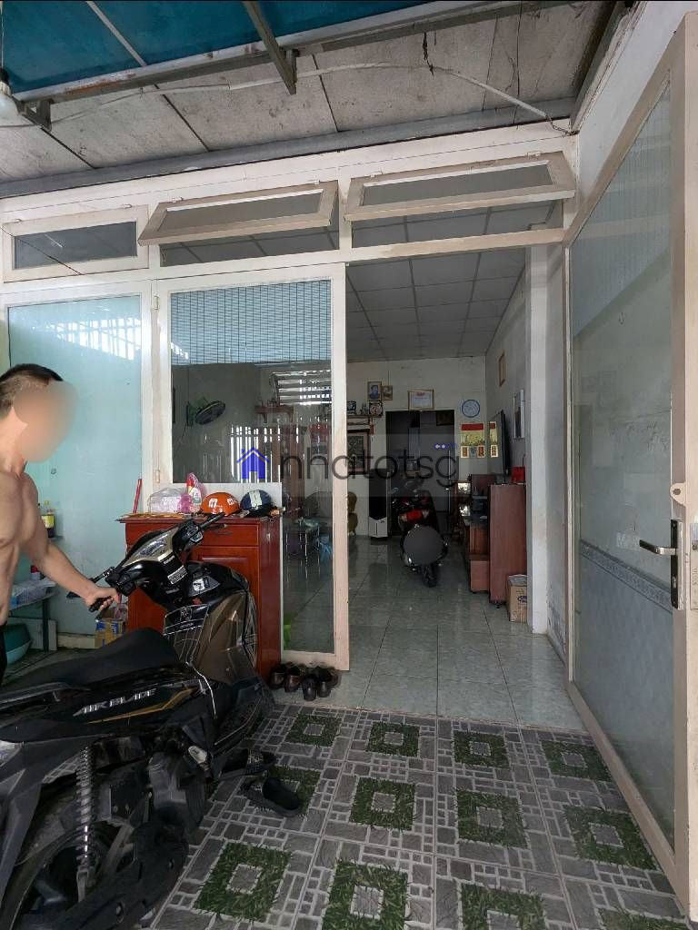 VỊ TRÍ ĐẸP, HẺM SẠCH ĐẸP, Ô TÔ NHỎ TỚI NHÀ. XUNG QUANH TIỆN ÍCH ĐẦY ĐỦ.