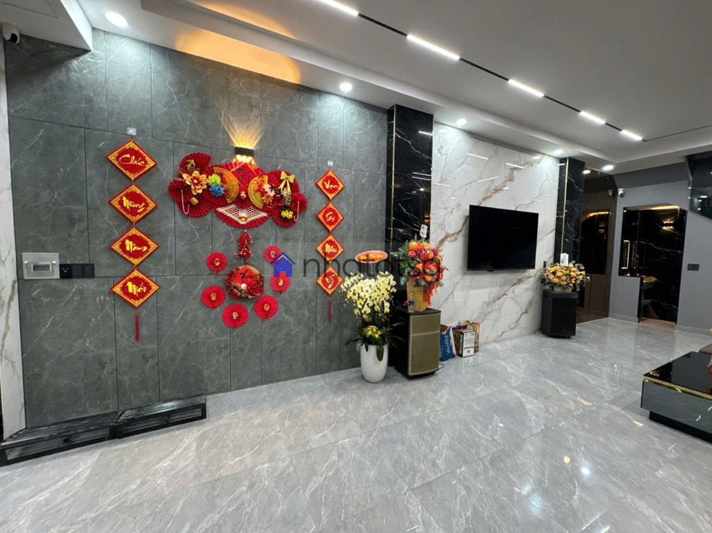 Ô TÔ NGỦ TRONG NHÀ, 3 TẦNG, THIẾT KẾ HIỆN ĐẠI, TẶNG FULL NỘI THẤT.