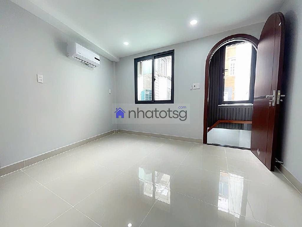 SIÊU PHẨM NHÀ MỚI ĐẸP - NGAY LẠC LONG QUÂN - HẺM XE HƠI - CÓ 102 NHANH MỚI KỊP ♥️♥️♥️♥️♥️