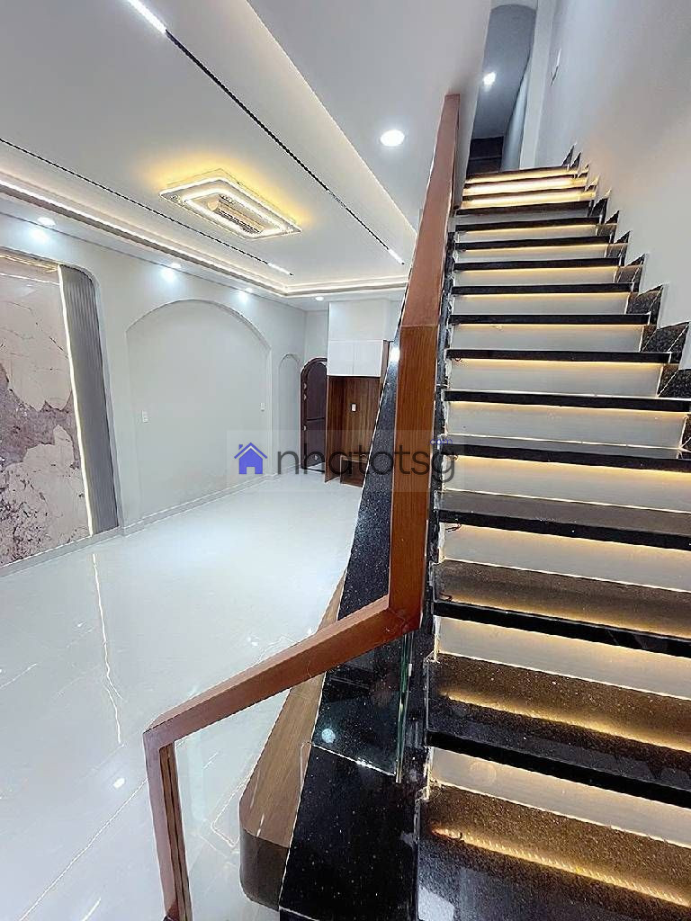 SIÊU PHẨM NHÀ MỚI ĐẸP - NGAY LẠC LONG QUÂN - HẺM XE HƠI - CÓ 102 NHANH MỚI KỊP ♥️♥️♥️♥️♥️