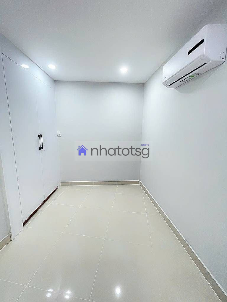 SIÊU PHẨM NHÀ MỚI ĐẸP - NGAY LẠC LONG QUÂN - HẺM XE HƠI - CÓ 102 NHANH MỚI KỊP ♥️♥️♥️♥️♥️