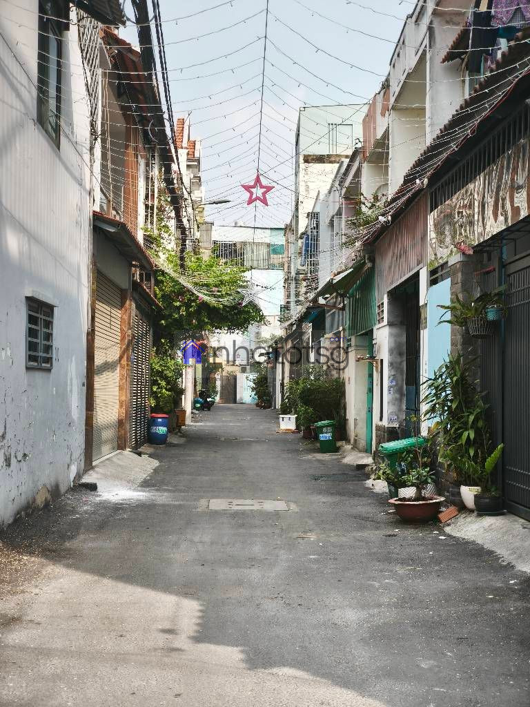 HXH KHU NHÀ ĐỒNG BỘ TIỆN ÍCH VÂY QUANH. SANG GÒ VẤP, VÀ CÁC QUẬN TRUNG TÂM CHỈ 5 PHÚT.