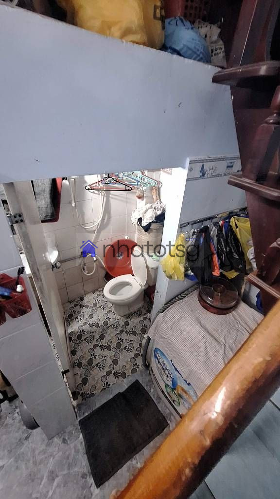 TRUNG TÂM ĐẦY ĐỦ TIỆN ÍCH XUNG QUANH, HẺM RỘNG 3M THẲNG 1 TRỤC, NHÀ VUÔNG VỨC, PHÁP LÝ SẠCH CÔNG CHỨNG NGAY.