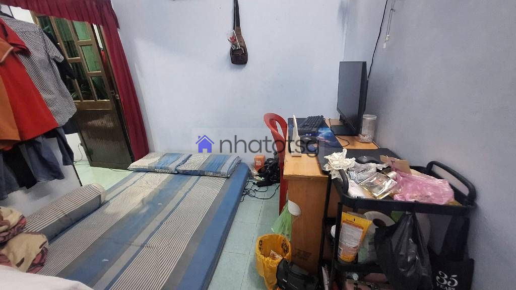 TRUNG TÂM ĐẦY ĐỦ TIỆN ÍCH XUNG QUANH, HẺM RỘNG 3M THẲNG 1 TRỤC, NHÀ VUÔNG VỨC, PHÁP LÝ SẠCH CÔNG CHỨNG NGAY.