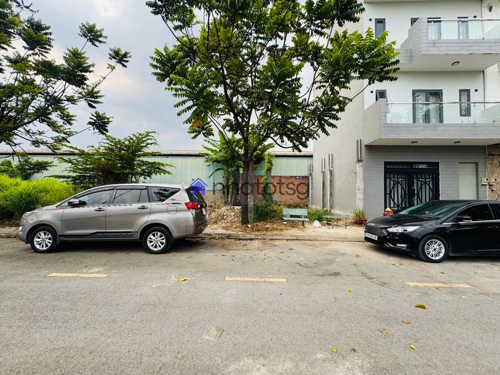 ĐẤT ĐẸP XÂY SIÊU PHẨM - ĐƯỜNG NHỰA 2 XE TẢI - KHU DÂN TRÍ CAO - CÓ VỈA HÈ - XÂY DỰNG CAO TẦNG.