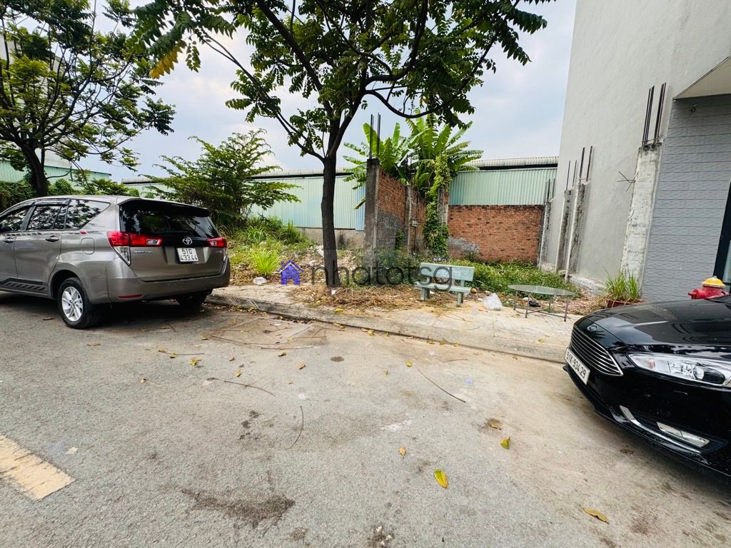 ĐẤT ĐẸP XÂY SIÊU PHẨM - ĐƯỜNG NHỰA 2 XE TẢI - KHU DÂN TRÍ CAO - CÓ VỈA HÈ - XÂY DỰNG CAO TẦNG.