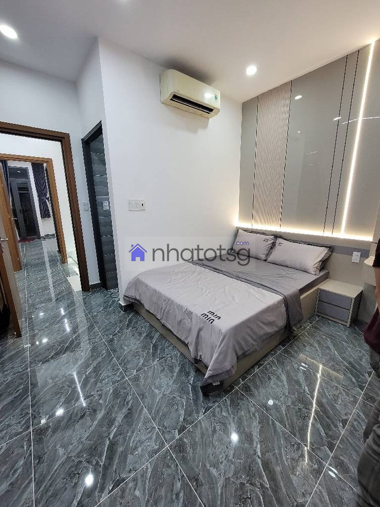 SIÊU PHẨM 4 TẦNG HẺM THÔNG, FULL NỘI THẤT THEO NHÀ, CỬA TỰ ĐỘNG ĐIỀU KHIỂN TỪ XA.