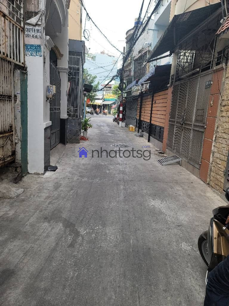 NHÀ 4 TẦNG HẺM XE HƠI THÔNG, TIỆN ÍCH XUNG QUANH ĐẦY ĐỦ.