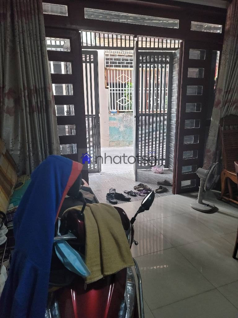 NHÀ 4 TẦNG HẺM XE HƠI THÔNG, TIỆN ÍCH XUNG QUANH ĐẦY ĐỦ.